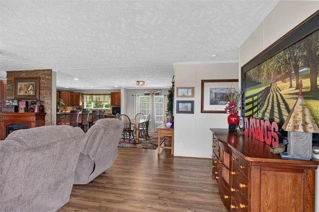 290 Knucklesville Road, Rydal, GA 30171