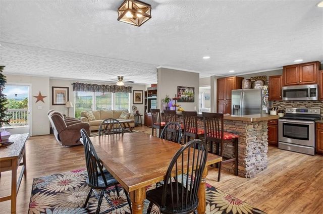 290 Knucklesville Road, Rydal, GA 30171
