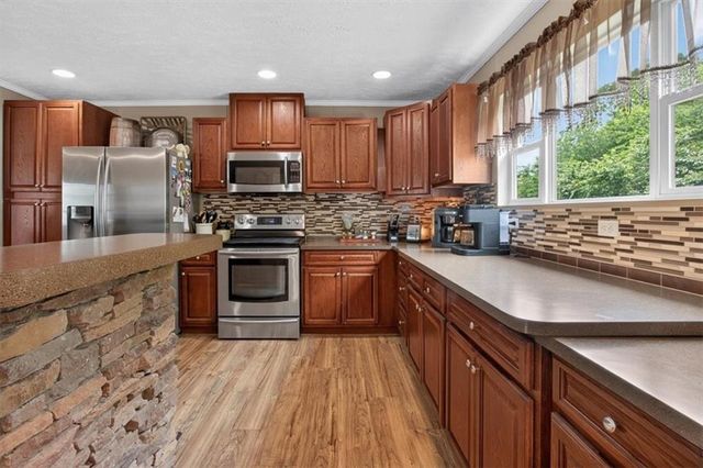 290 Knucklesville Road, Rydal, GA 30171