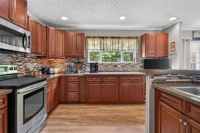 290 Knucklesville Road, Rydal, GA 30171