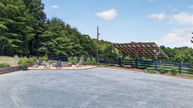 290 Knucklesville Road, Rydal, GA 30171