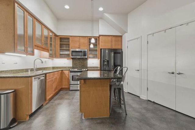 594 Manzana Place, San Jose, CA 95112