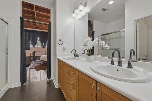 594 Manzana Place, San Jose, CA 95112