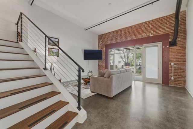 594 Manzana Place, San Jose, CA 95112