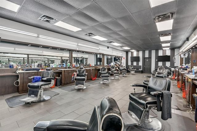 Established Barbershop for Sale – Prime Kendall Location, Kendall, FL 33175