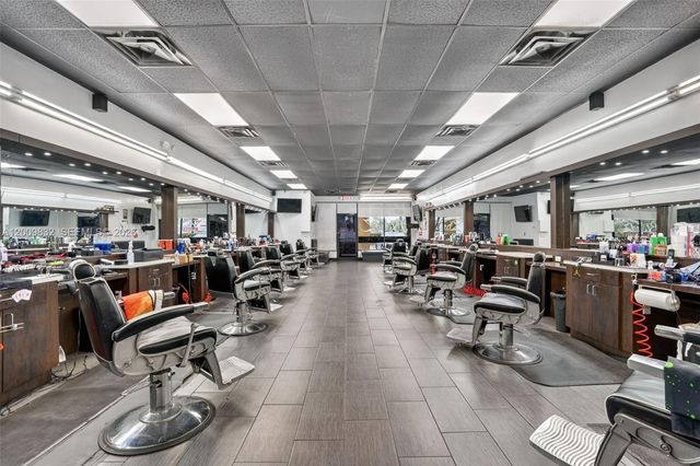 Established Barbershop for Sale – Prime Kendall Location, Kendall, FL 33175