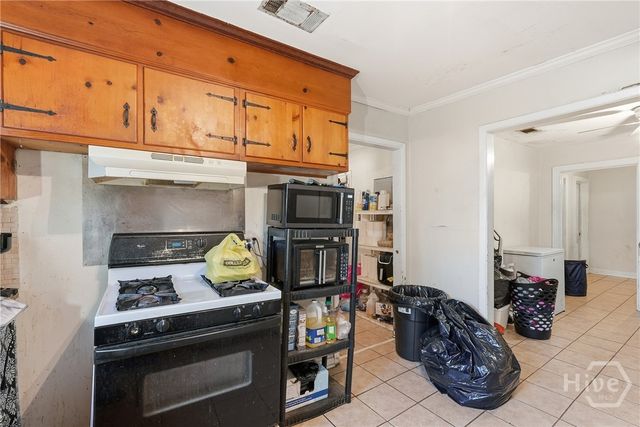 2228 New York Avenue, Savannah, GA 31404