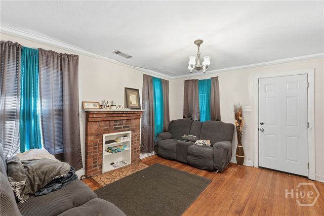 2228 New York Avenue, Savannah, GA 31404