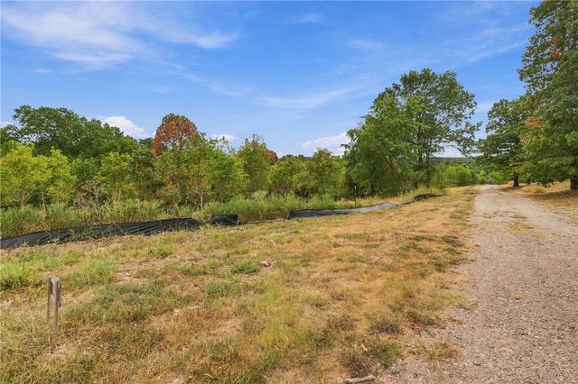 Captain Miller Boulevard 5 AC, Pea Ridge, AR 72751