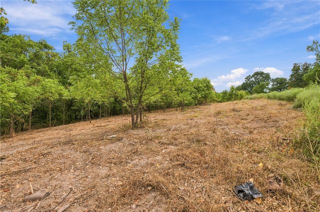 Captain Miller Boulevard 5 AC, Pea Ridge, AR 72751
