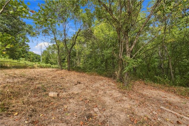 Captain Miller Boulevard 5 AC, Pea Ridge, AR 72751