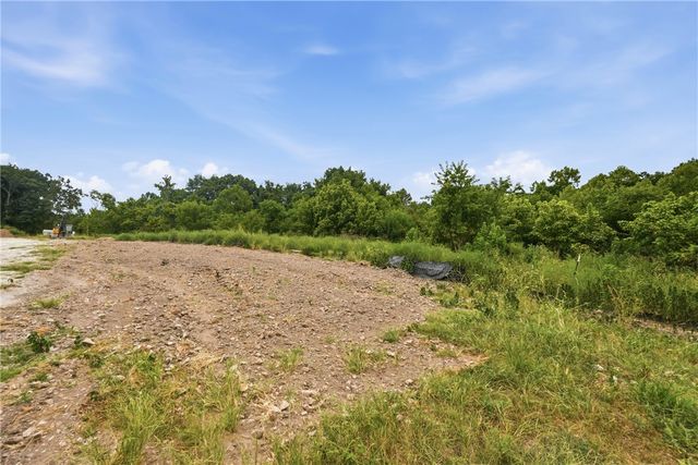 Captain Miller Boulevard 5 AC, Pea Ridge, AR 72751