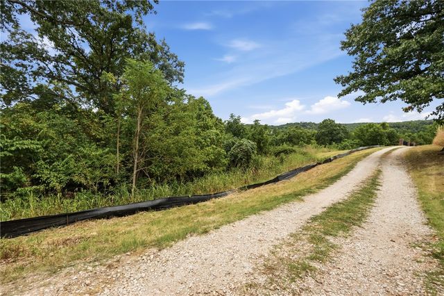 Captain Miller Boulevard 5 AC, Pea Ridge, AR 72751