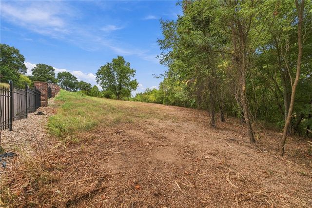 Captain Miller Boulevard 5 AC, Pea Ridge, AR 72751