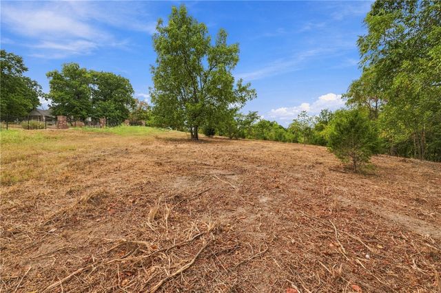 Captain Miller Boulevard 5 AC, Pea Ridge, AR 72751