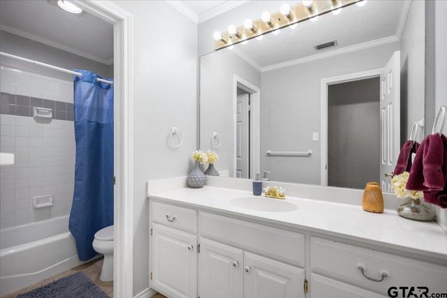 702 Cedar Creek Dr., Tyler, TX 75703