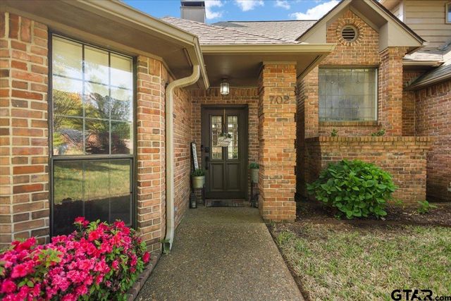 702 Cedar Creek Dr., Tyler, TX 75703