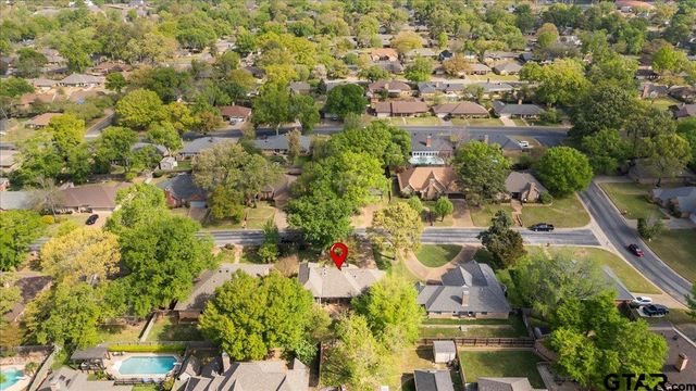 702 Cedar Creek Dr., Tyler, TX 75703