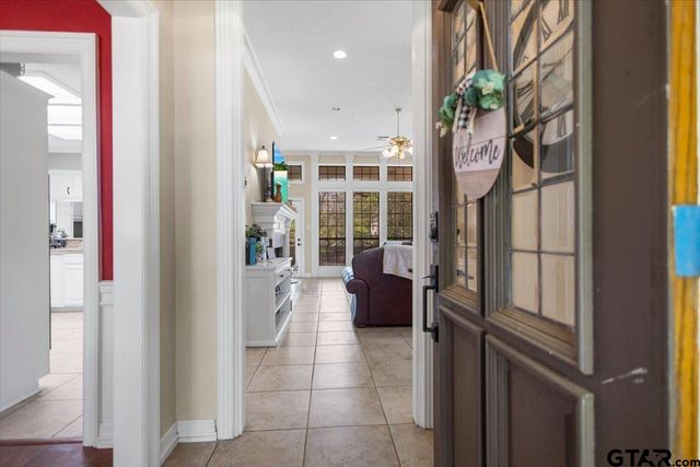 702 Cedar Creek Dr., Tyler, TX 75703