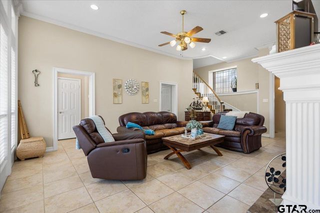 702 Cedar Creek Dr., Tyler, TX 75703