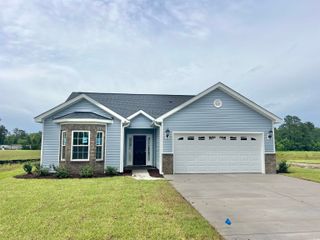 181 Norris Ln, Loris, SC 29569