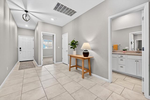 2649 Provincetown Way, Roseville, CA 95747