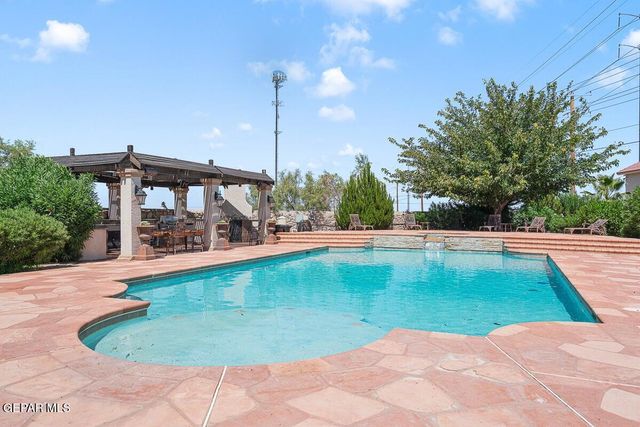 413 LA FLORIDA Drive, Canutillo, TX 79835