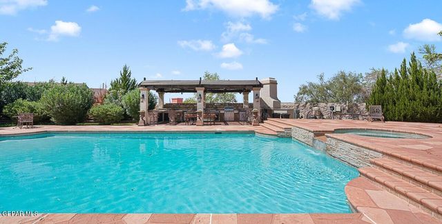413 LA FLORIDA Drive, Canutillo, TX 79835