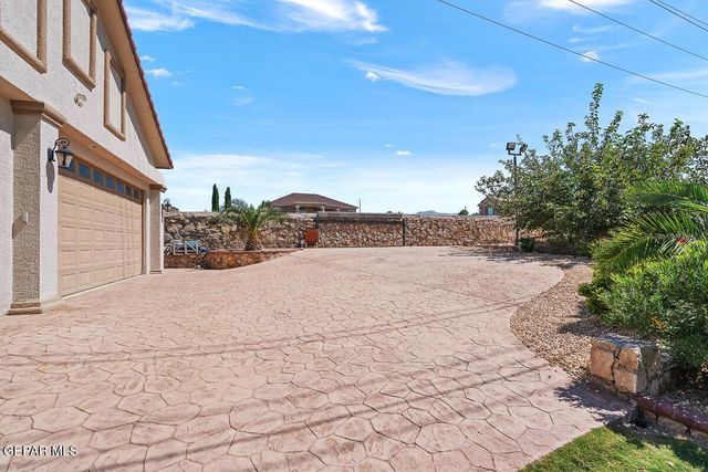 413 LA FLORIDA Drive, Canutillo, TX 79835
