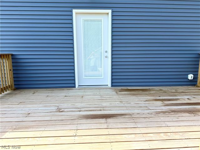 1343 Oakes Road, Broadview Heights, OH 44147