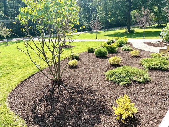 1343 Oakes Road, Broadview Heights, OH 44147