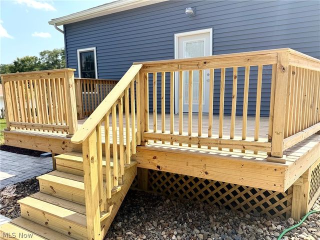 1343 Oakes Road, Broadview Heights, OH 44147