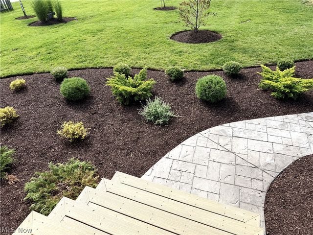 1343 Oakes Road, Broadview Heights, OH 44147