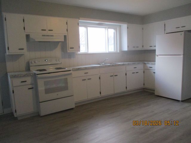 1301 S Chilson Street, Bay City, MI 48706