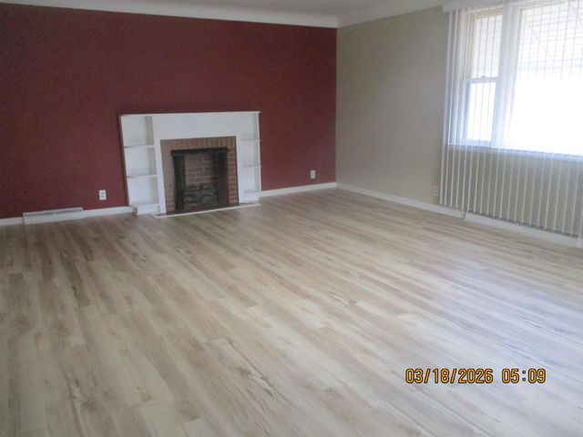 1301 S Chilson Street, Bay City, MI 48706