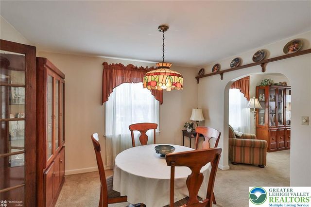 1368 Club Avenue, Allentown City, PA 18109