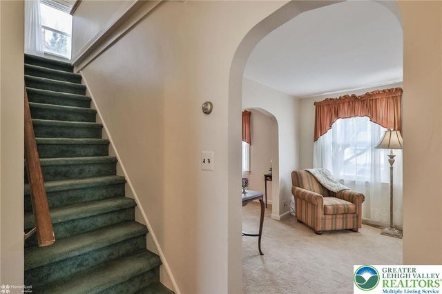 1368 Club Avenue, Allentown City, PA 18109