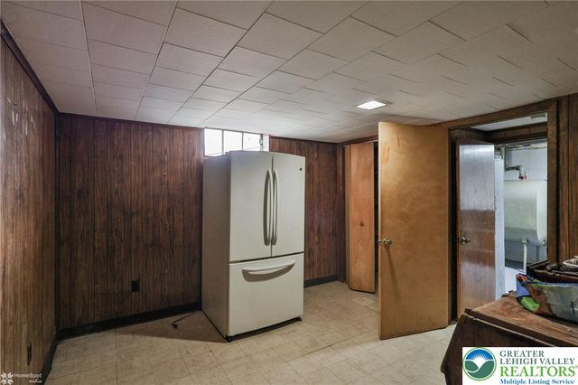 1368 Club Avenue, Allentown City, PA 18109