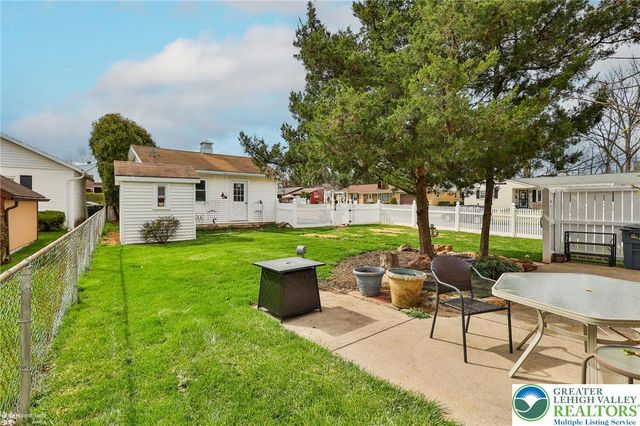 1368 Club Avenue, Allentown City, PA 18109