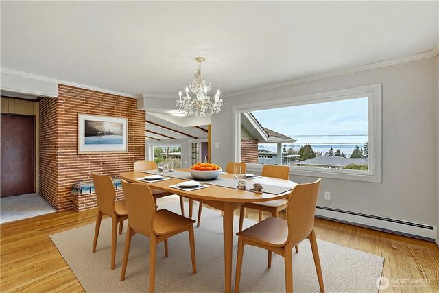 2602 Hillside Lane, Everett, WA 98203