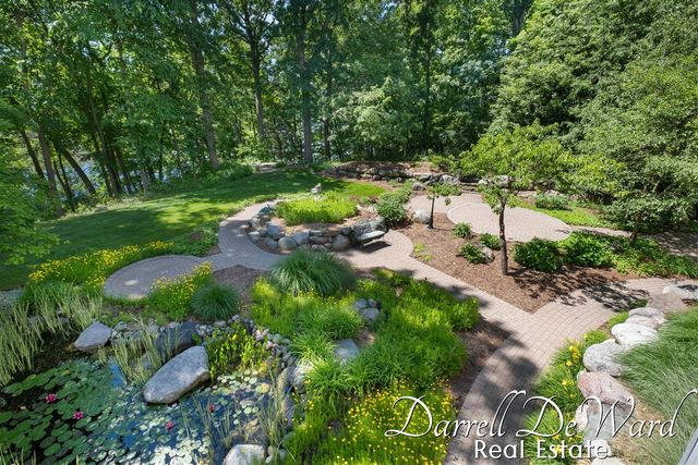 13850 Thompson Drive, Lowell, MI 49331