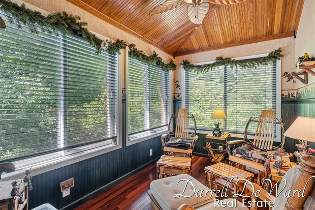 13850 Thompson Drive, Lowell, MI 49331