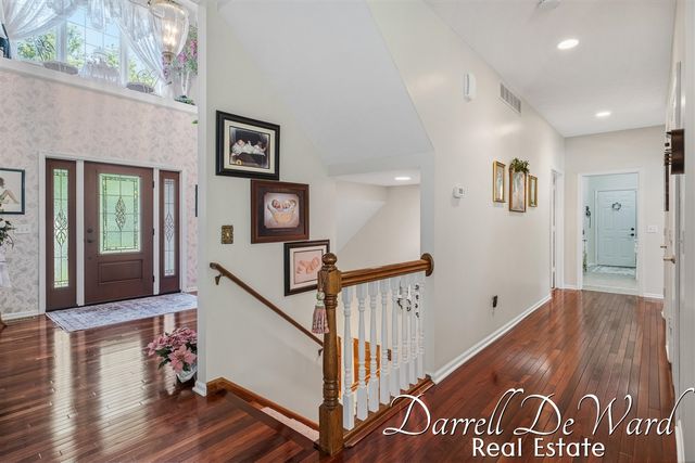 13850 Thompson Drive, Lowell, MI 49331