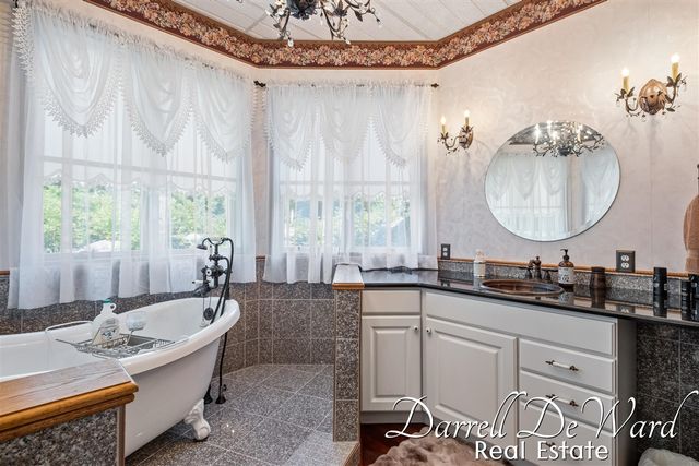 13850 Thompson Drive, Lowell, MI 49331
