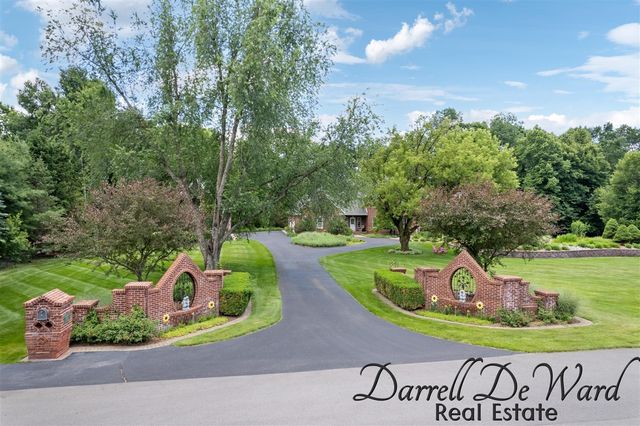 13850 Thompson Drive, Lowell, MI 49331