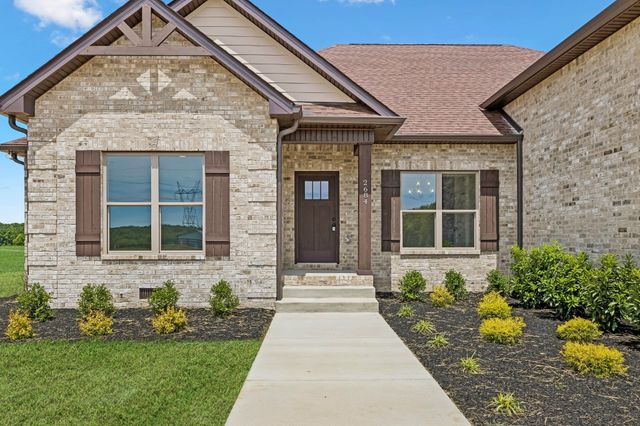 2684 Lights Chapel Rd, Greenbrier, TN 37073