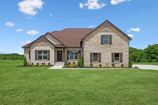 2684 Lights Chapel Rd, Greenbrier, TN 37073