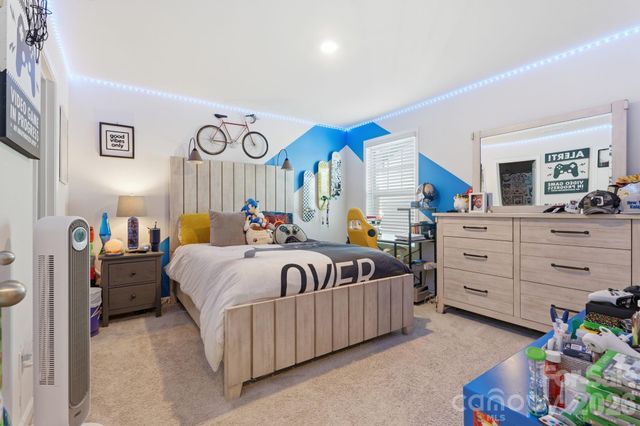 108 W Northstone Road, Mooresville, NC 28115