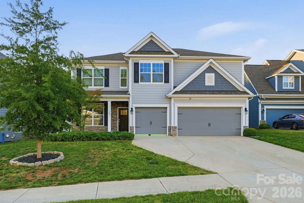 108 W Northstone Road, Mooresville, NC 28115