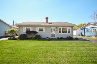 907 Lilac Lane, Joliet, IL 60435
